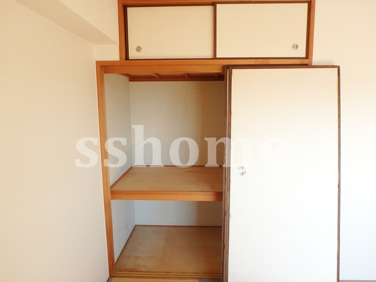 収納 押入 写真15