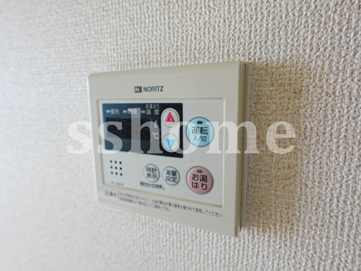 設備 給湯器操作パネル 写真15