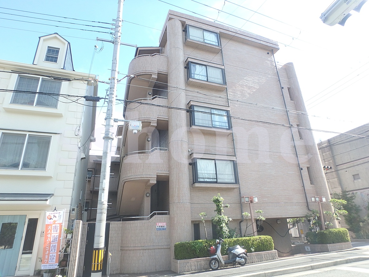 ヴィラヌーブ本山