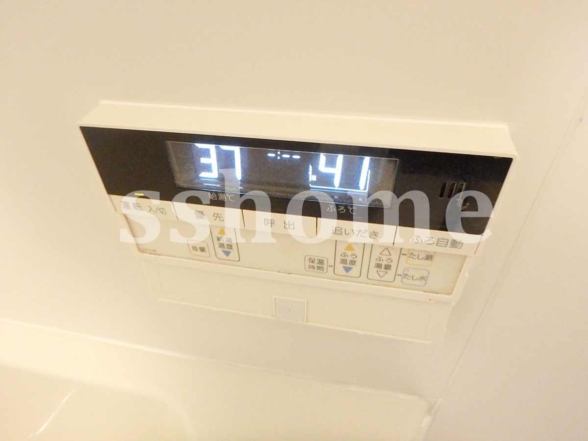設備 給湯器操作パネル 写真18