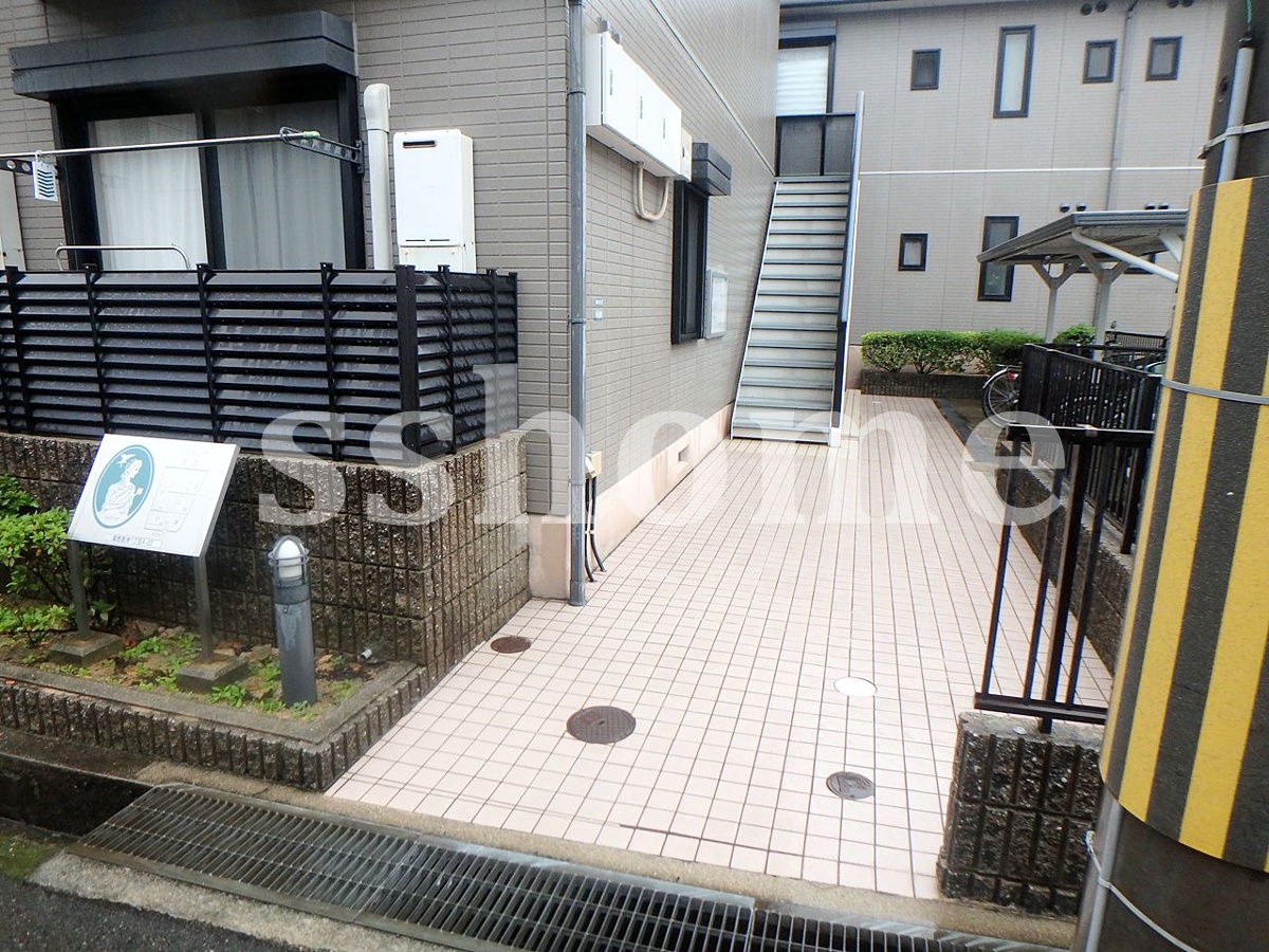 エントランス 建物入口 写真16