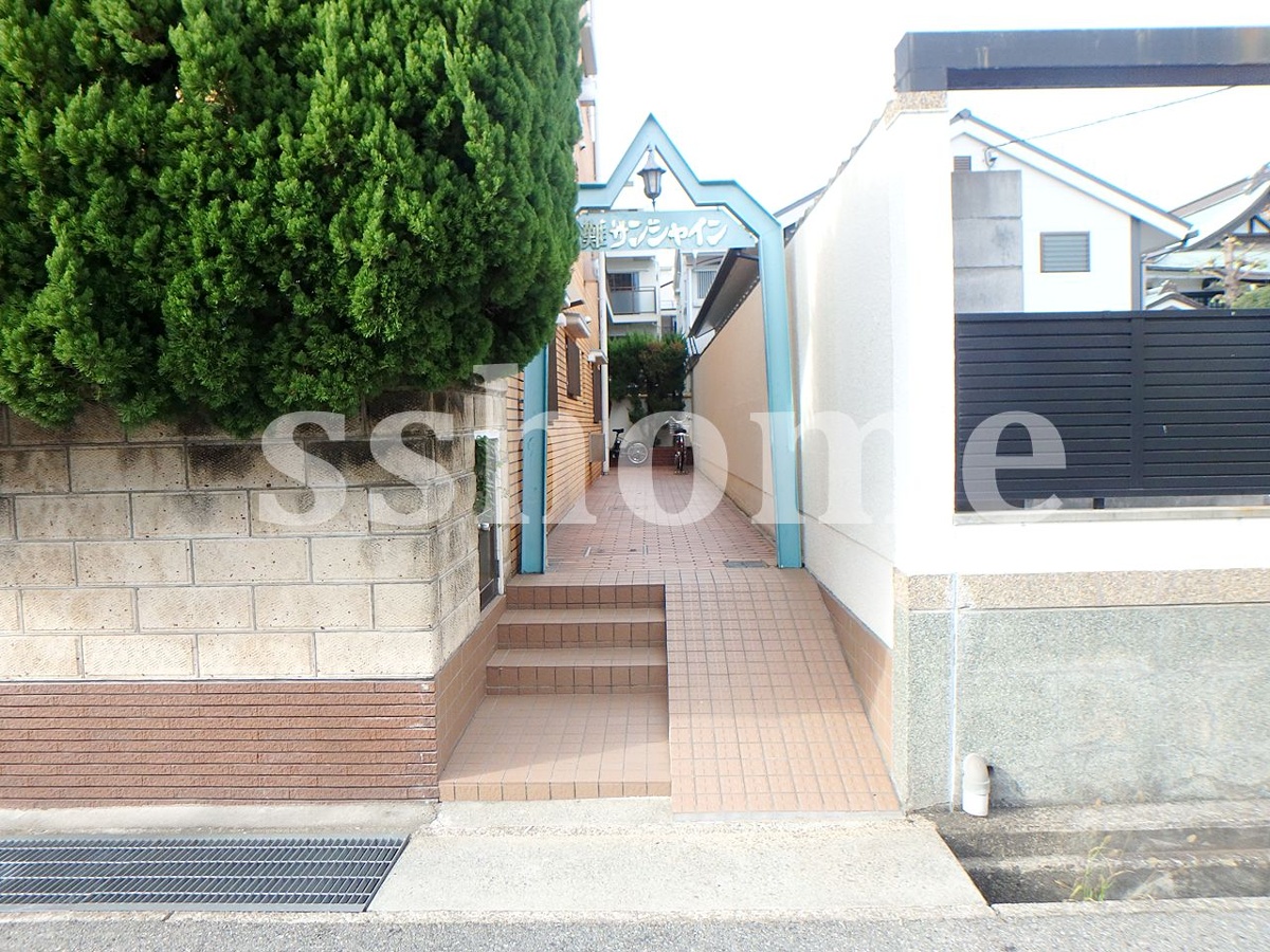 エントランス 建物入口 写真16