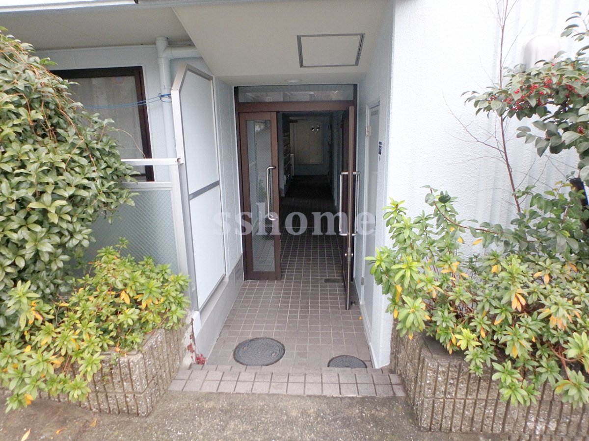 エントランス 建物入口 写真13