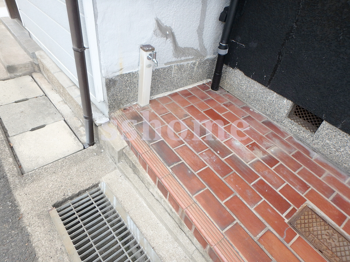 敷地内/建物 玄関横に水道があります☆ 写真28