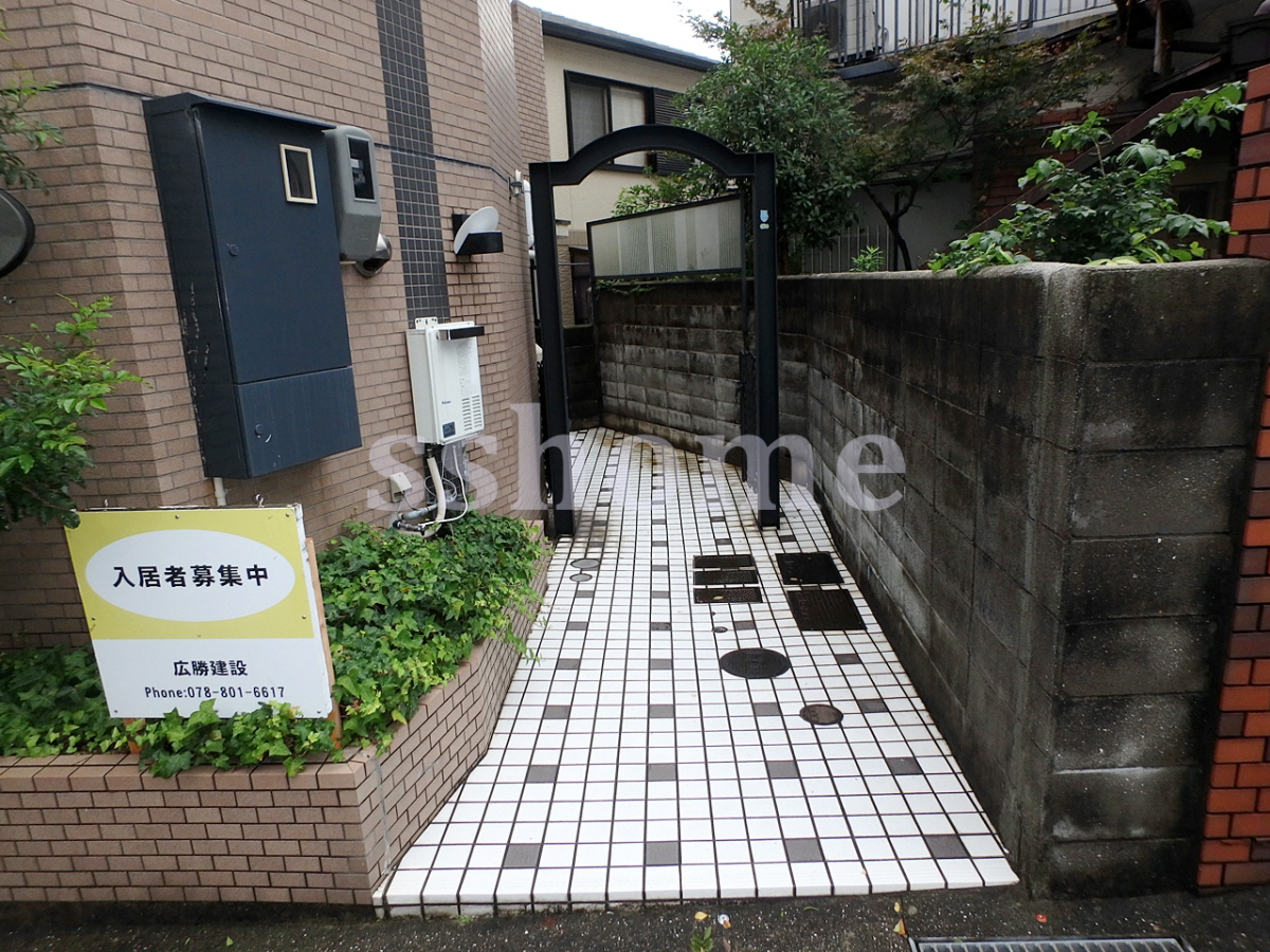 エントランス 建物エントランス 写真19