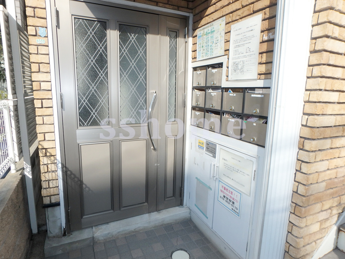 エントランス 建物入口です☆ 写真29
