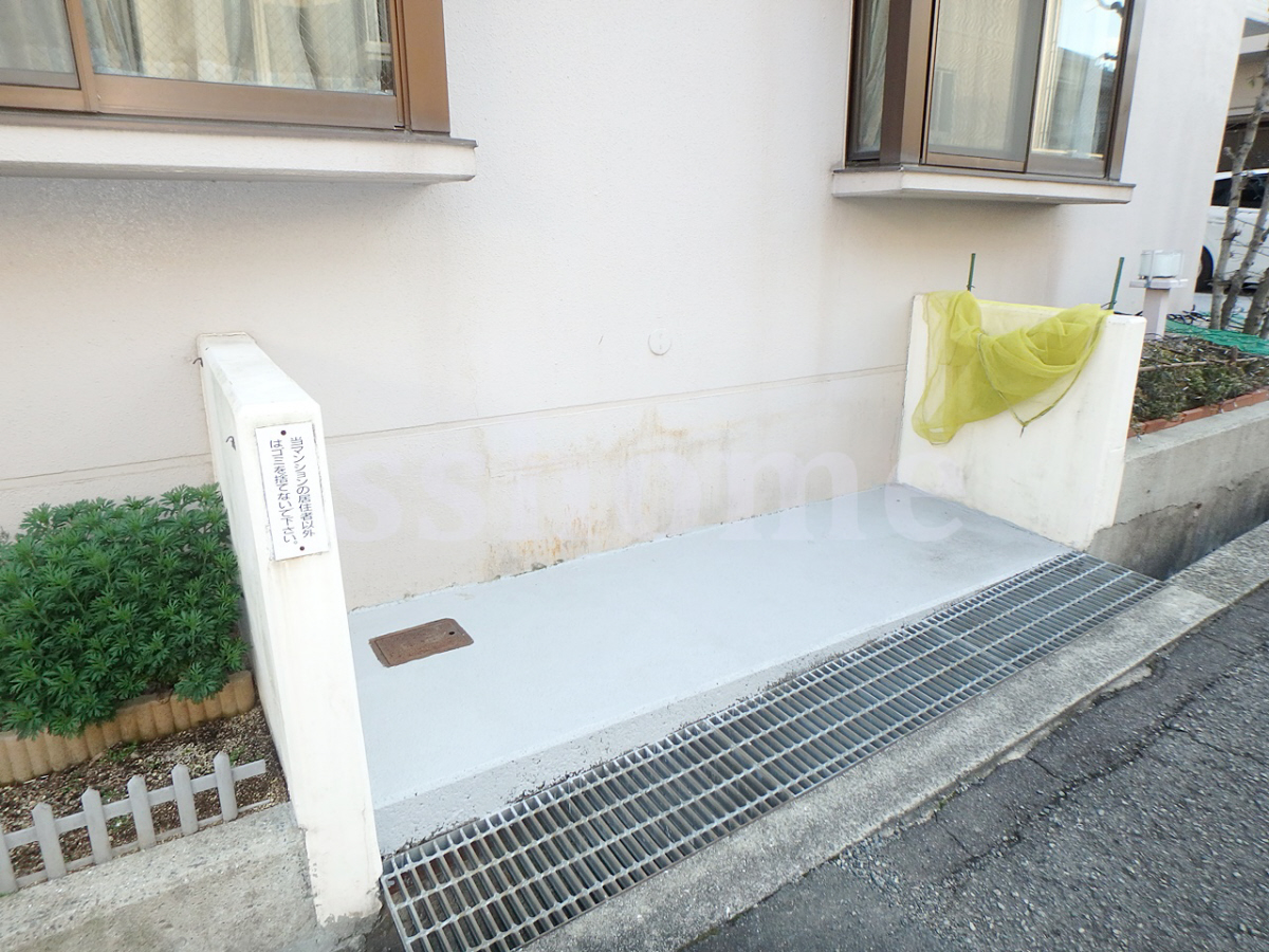 共用部 建物前のゴミステーション☆ 写真32