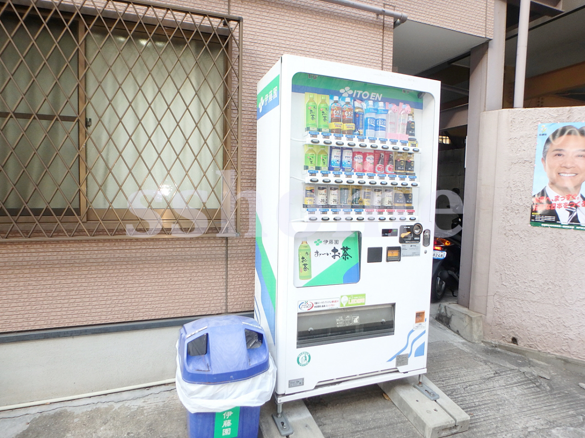 エントランス 建物入口☆自販機あり 写真13
