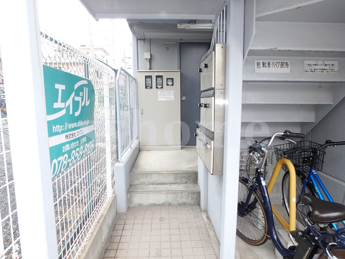 エントランス 建物入口 写真13