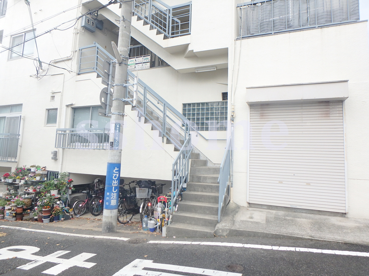 エントランス 建物入口 写真20