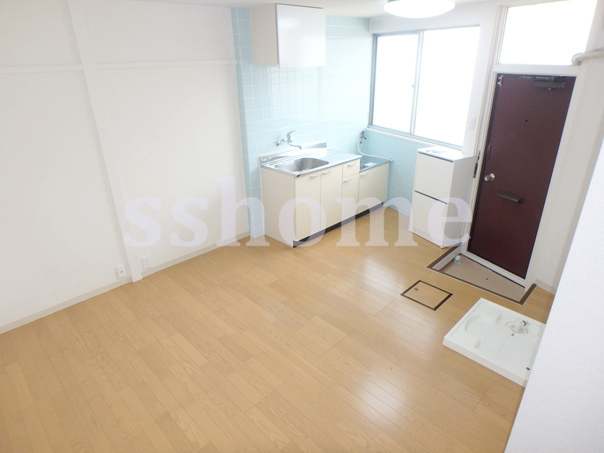 内装 すっきりした内装のお部屋です! 写真2