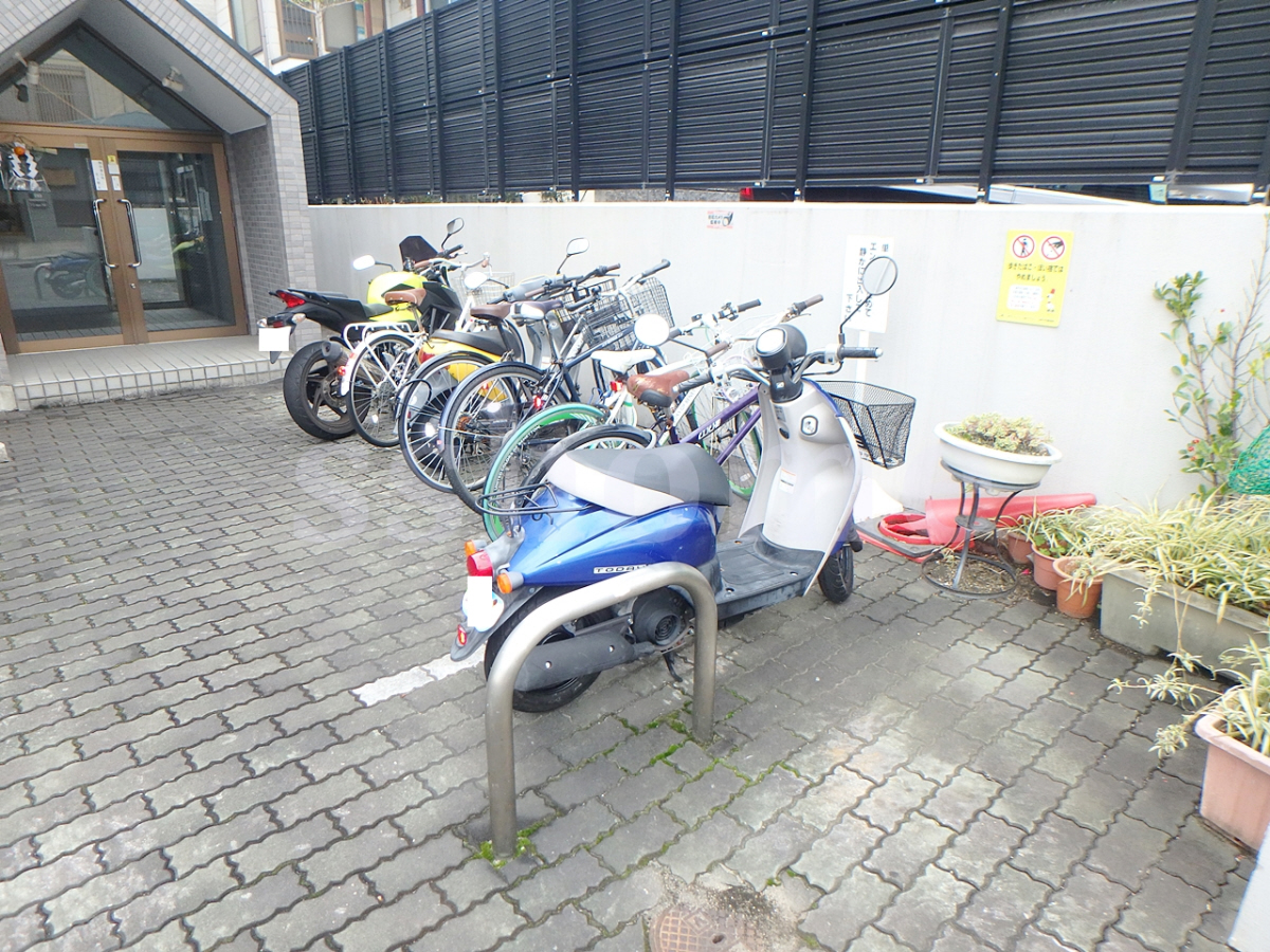 共用部 駐輪場・バイク置場♪♪ 写真19