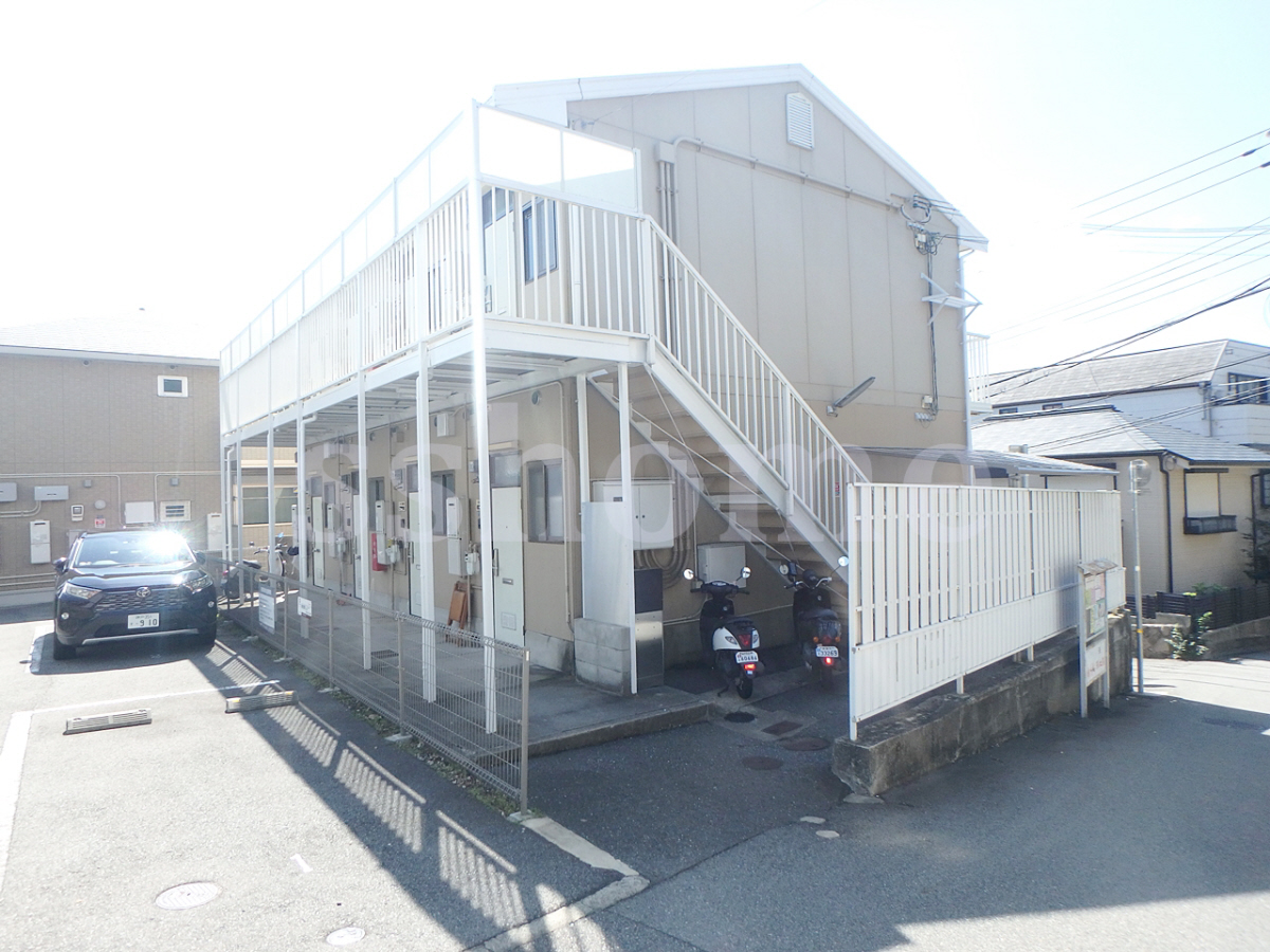 エントランス お部屋へはこちらの階段から☆ 写真28