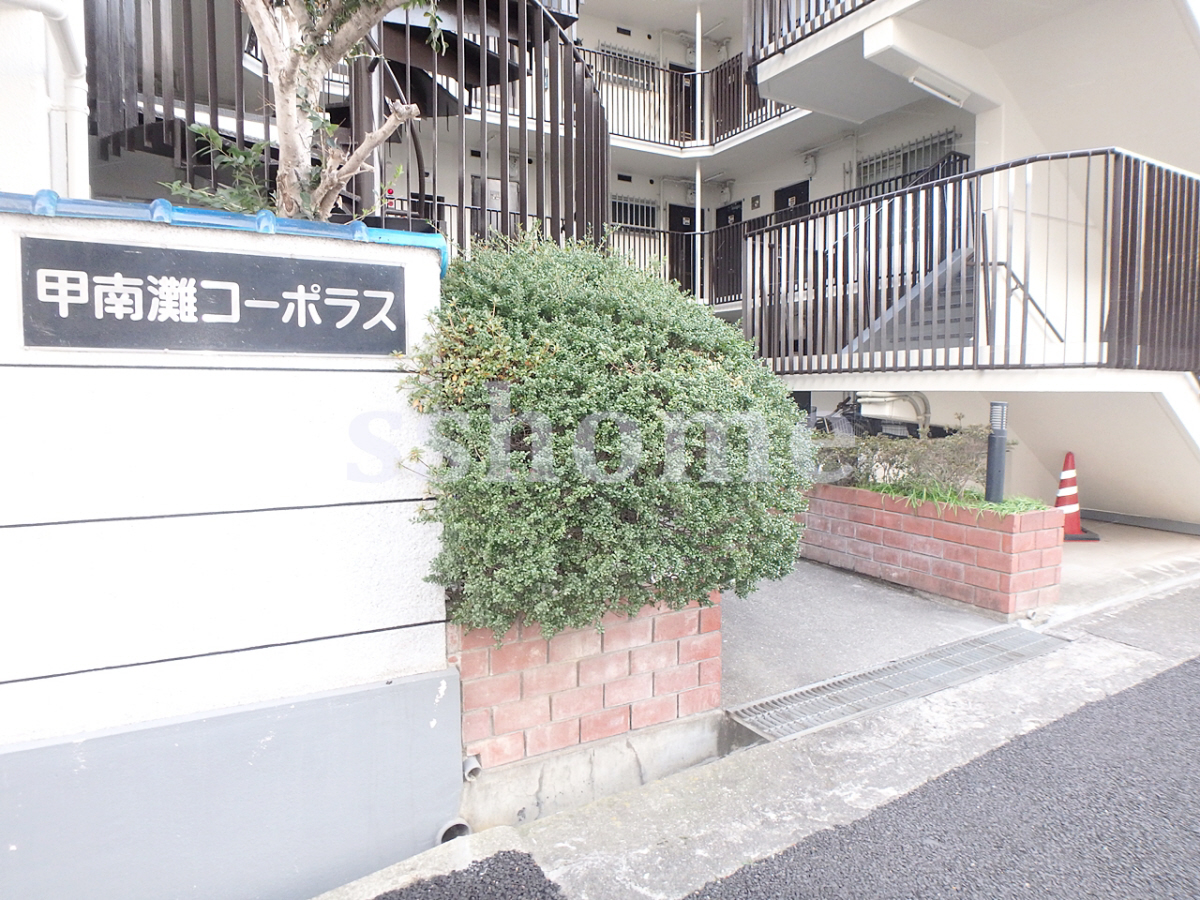 エントランス 建物入口 写真13