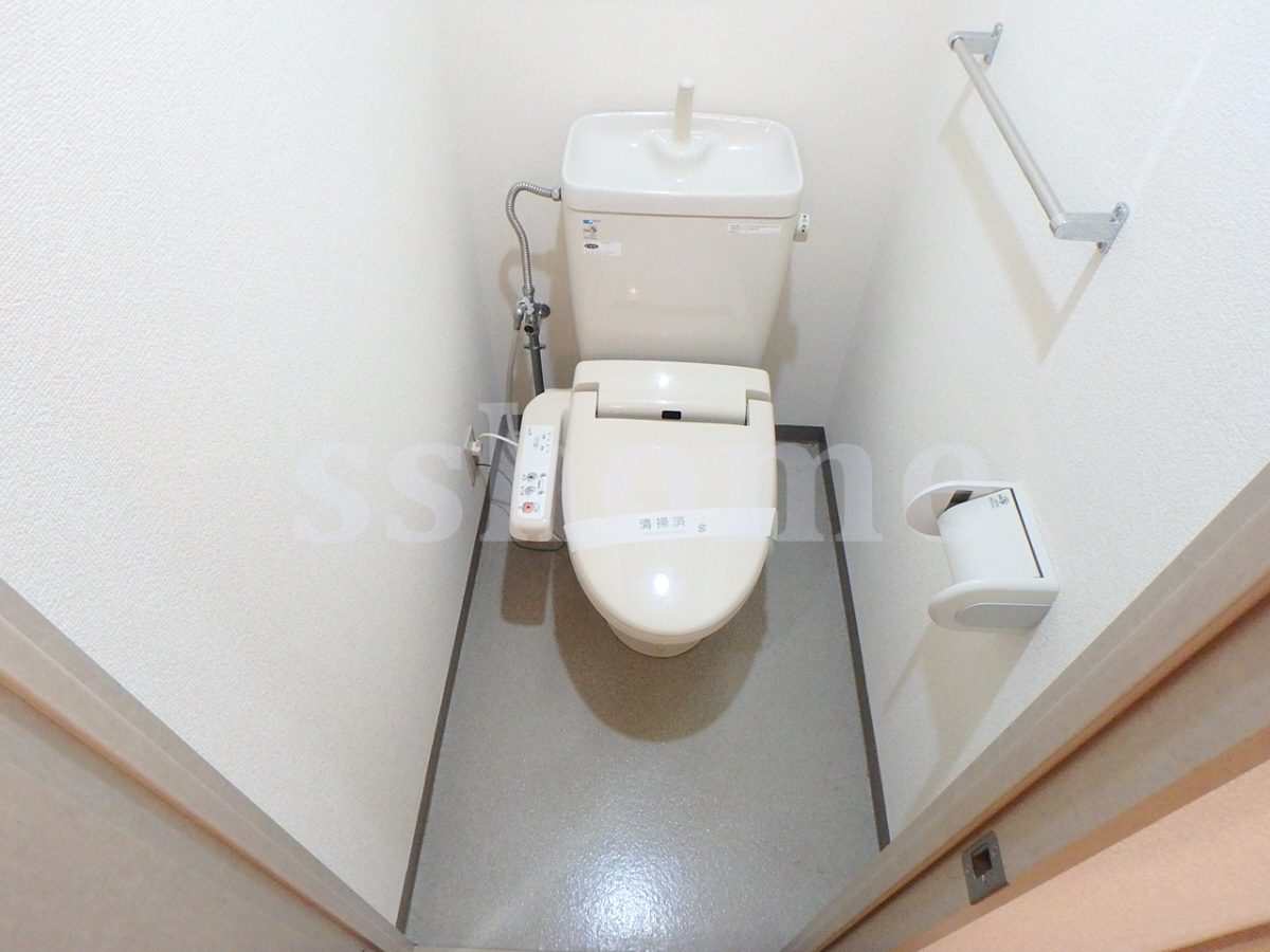 トイレ 温水洗浄便座 写真8