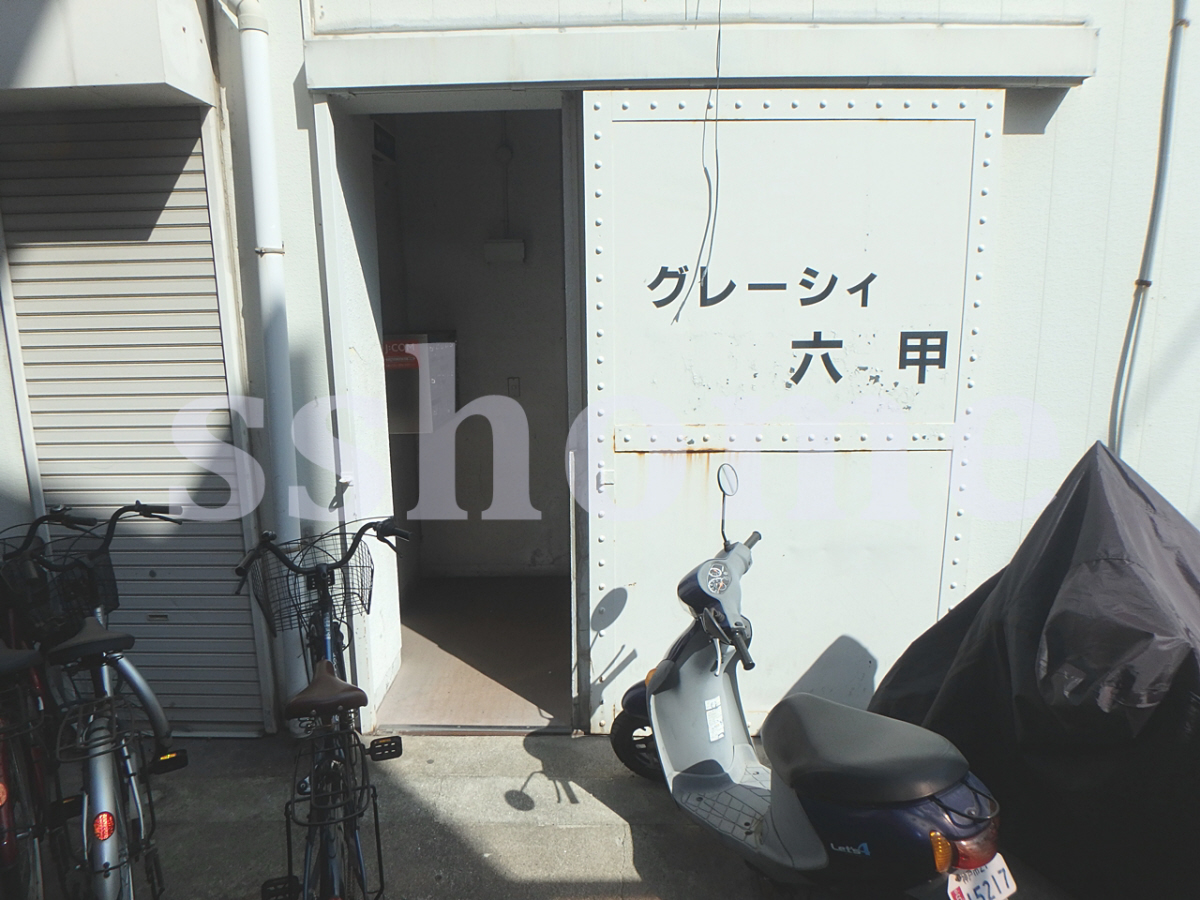 エントランス 建物入口 写真19