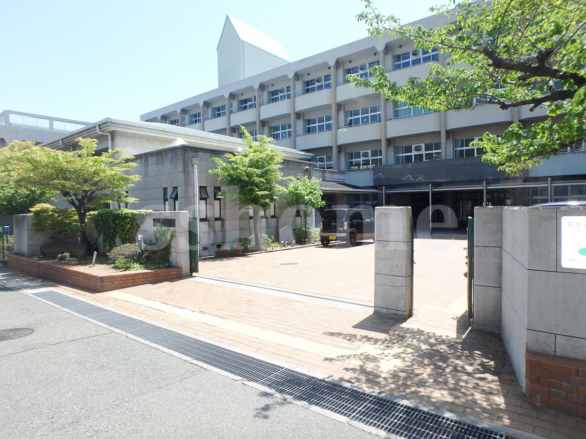 鷹匠中学校まで681m (徒歩9分) 写真22