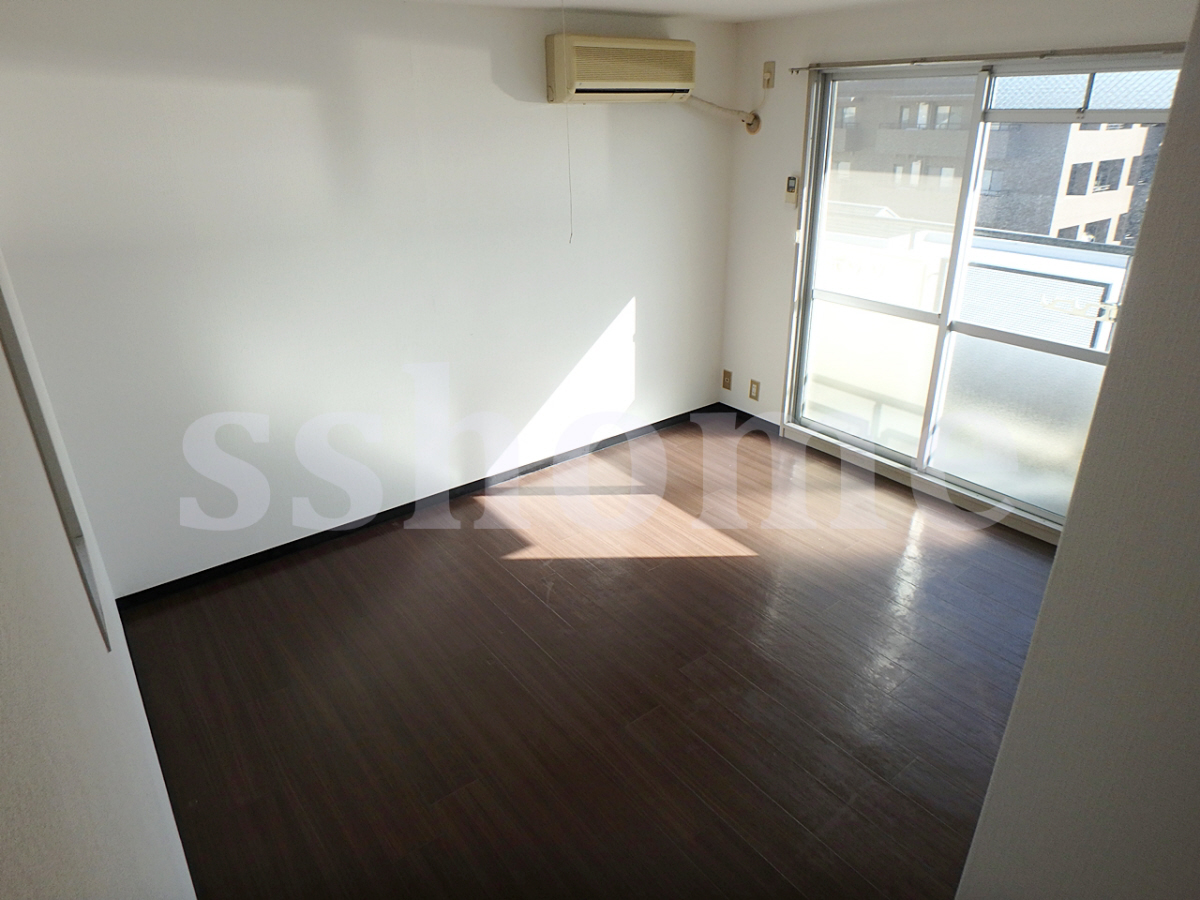 居室 日当たり良好のお部屋です♪ 写真2