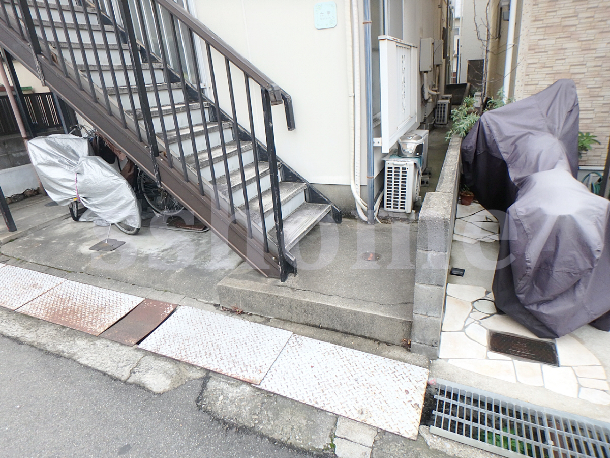 エントランス 2階への階段 写真32