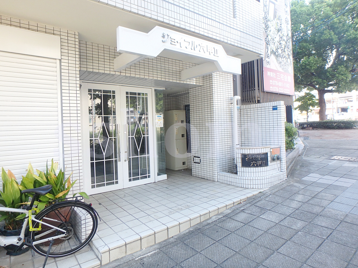エントランス 建物入口 写真19