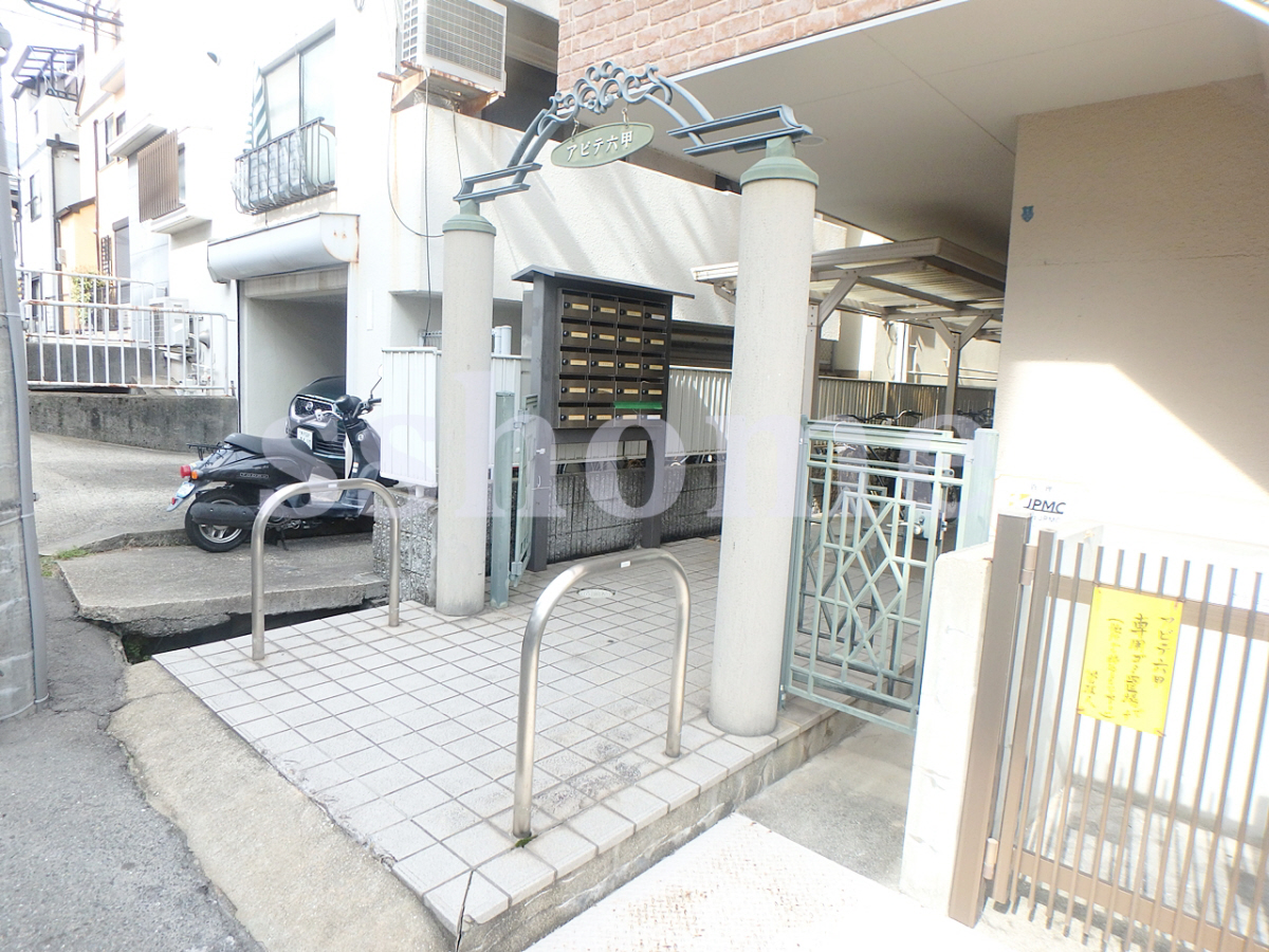 エントランス 建物入口☆ 写真18
