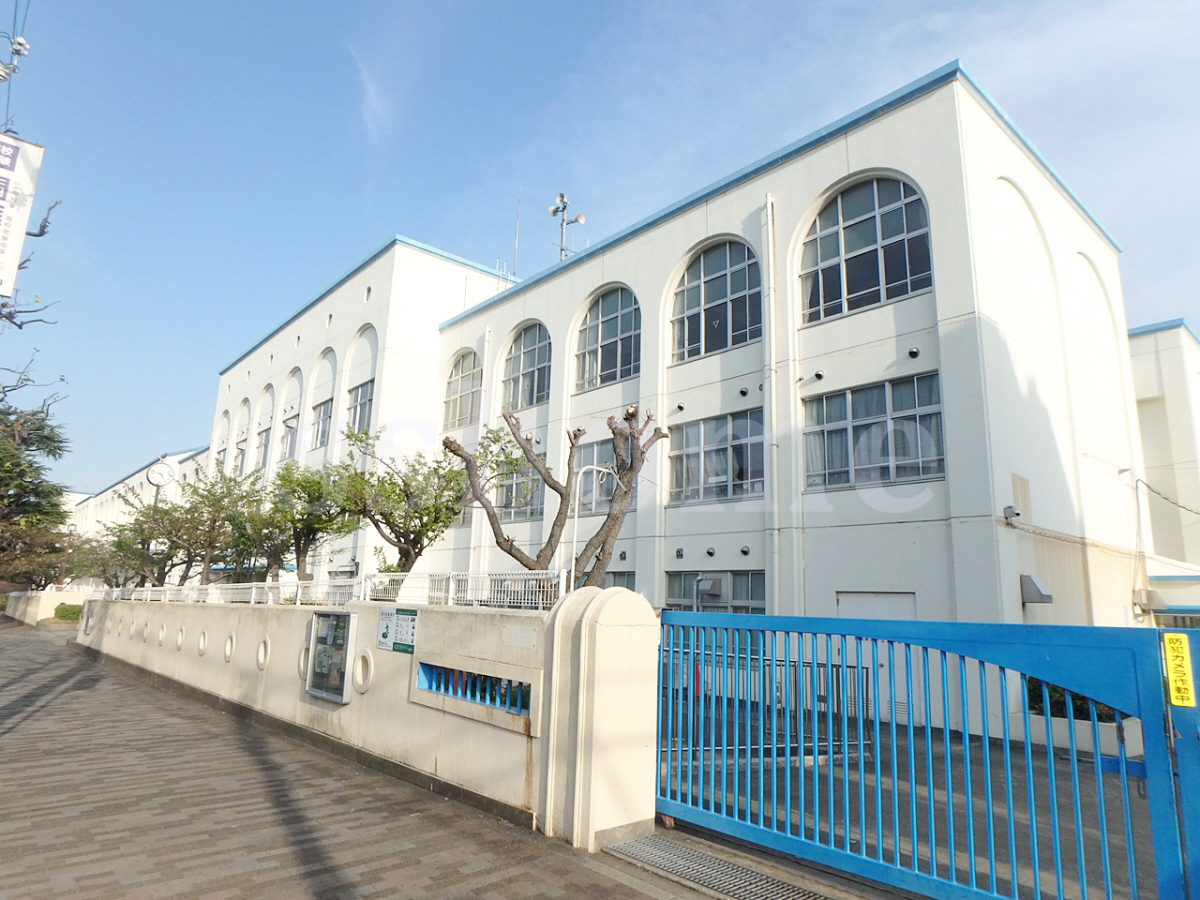 本山第二小学校まで790m (徒歩10分) 写真21