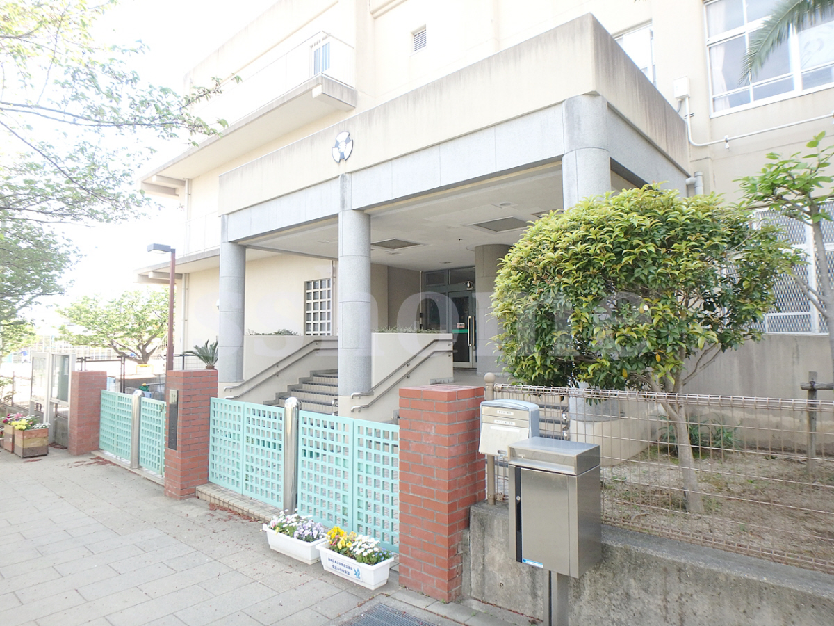 灘小学校まで212m (徒歩3分) 写真21