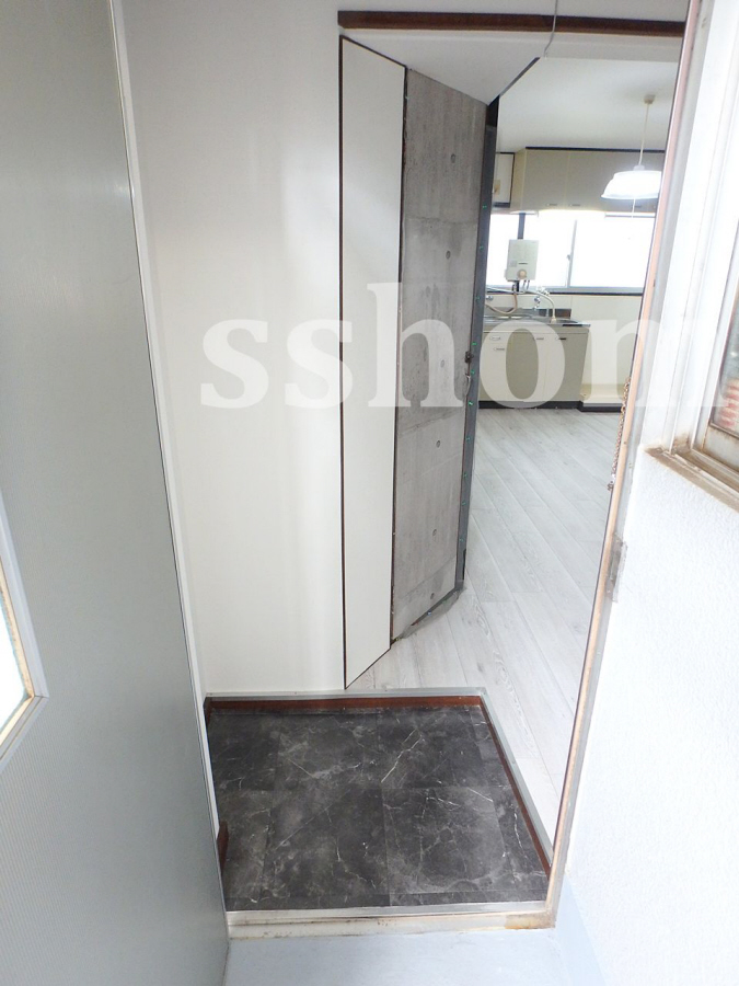 玄関 お部屋は見えません☆ 写真12