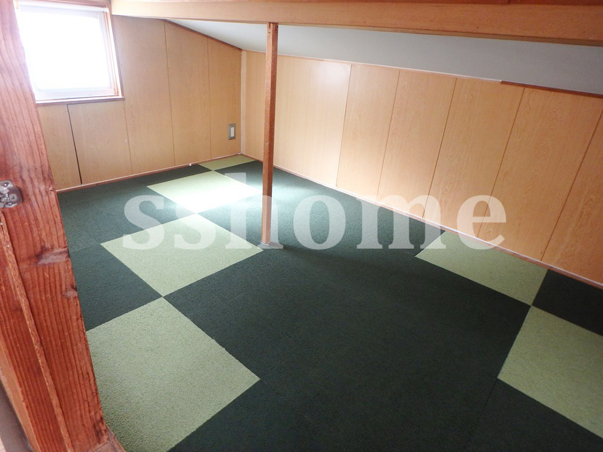 収納 屋根裏収納☆ 写真5