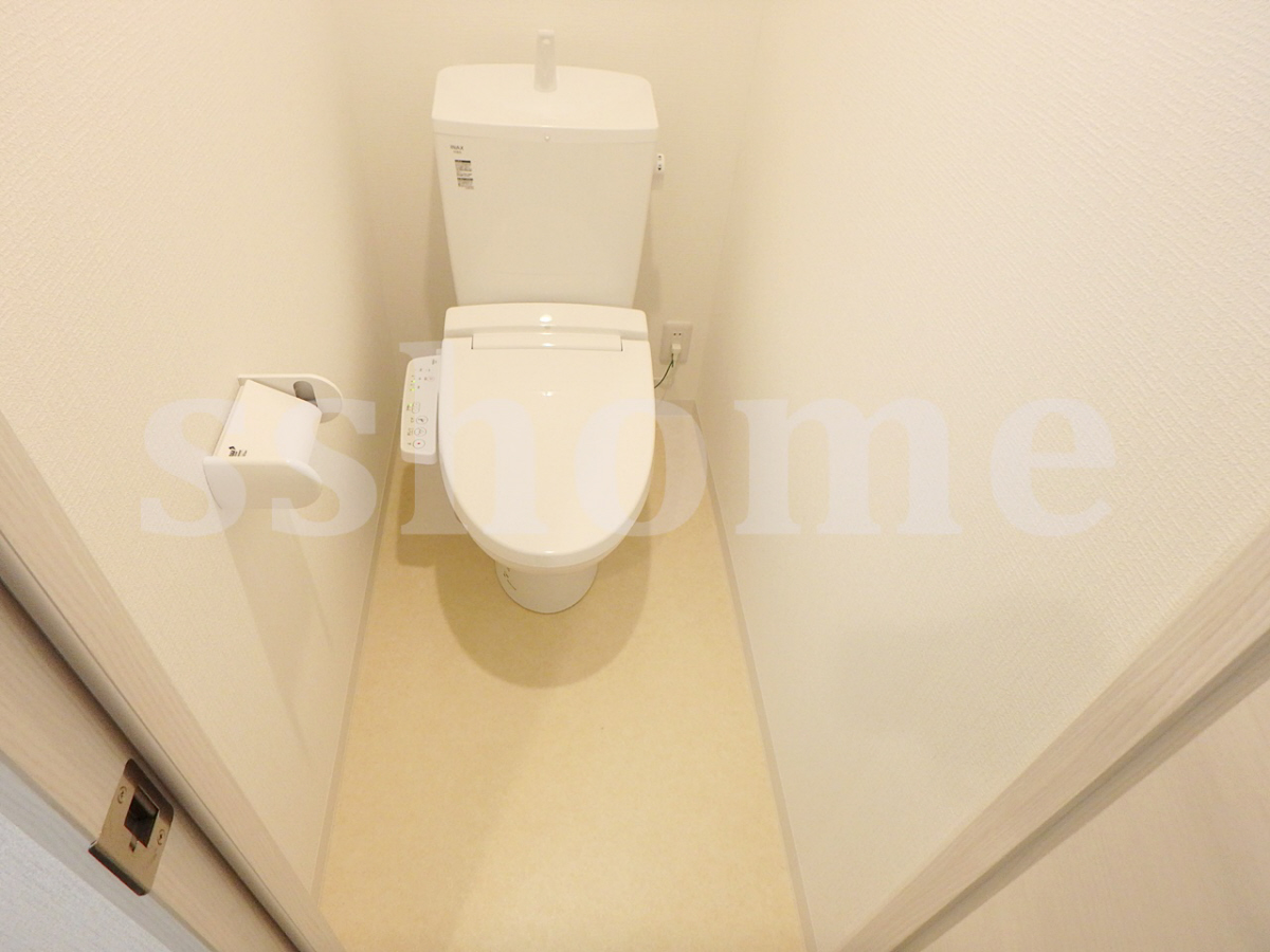 トイレ 温水洗浄便座 写真12