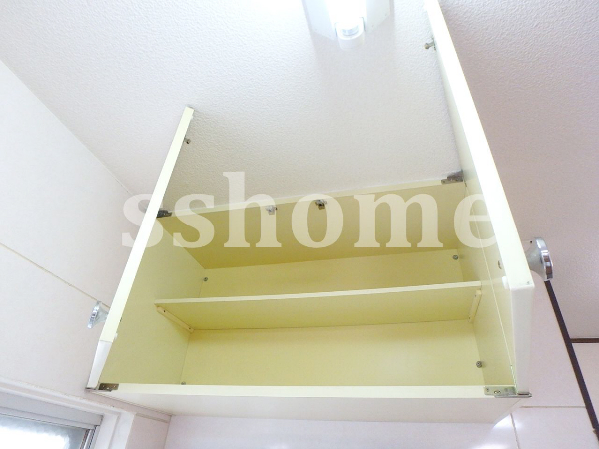 キッチン キッチン上部の吊戸棚☆ 写真17