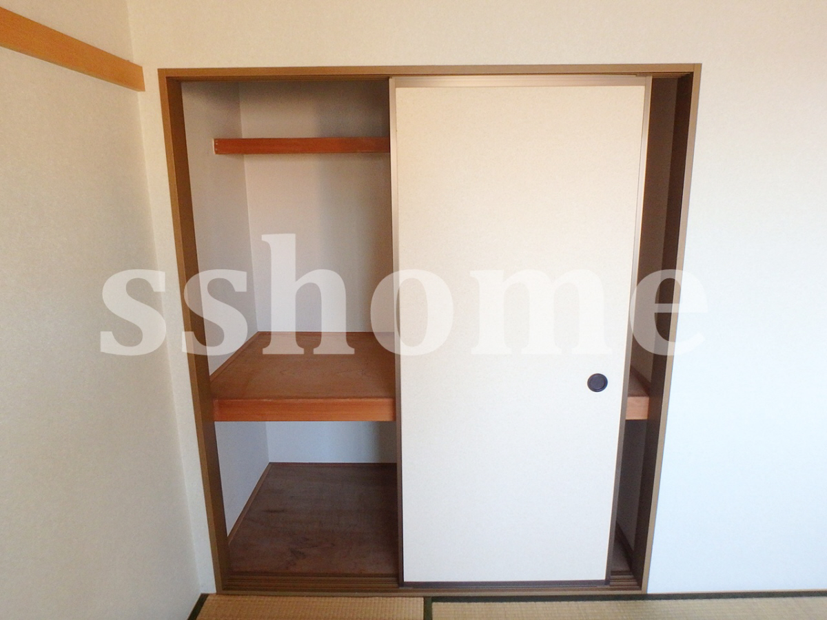 収納 押入 写真13