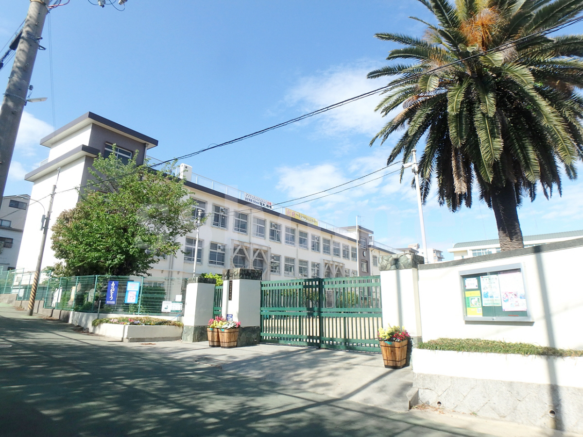 原田中学校まで627m (徒歩8分) 写真22