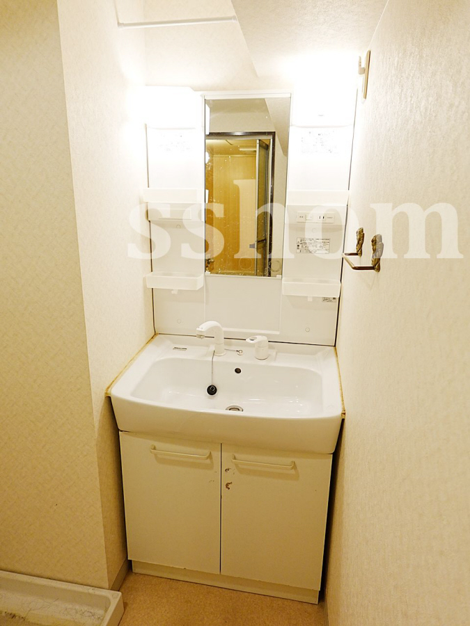 洗面所 シャンプードレッサー 写真7