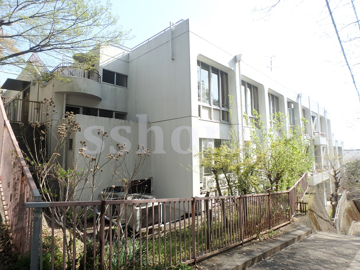 頌栄短期大学まで1339m (徒歩17分) 写真24
