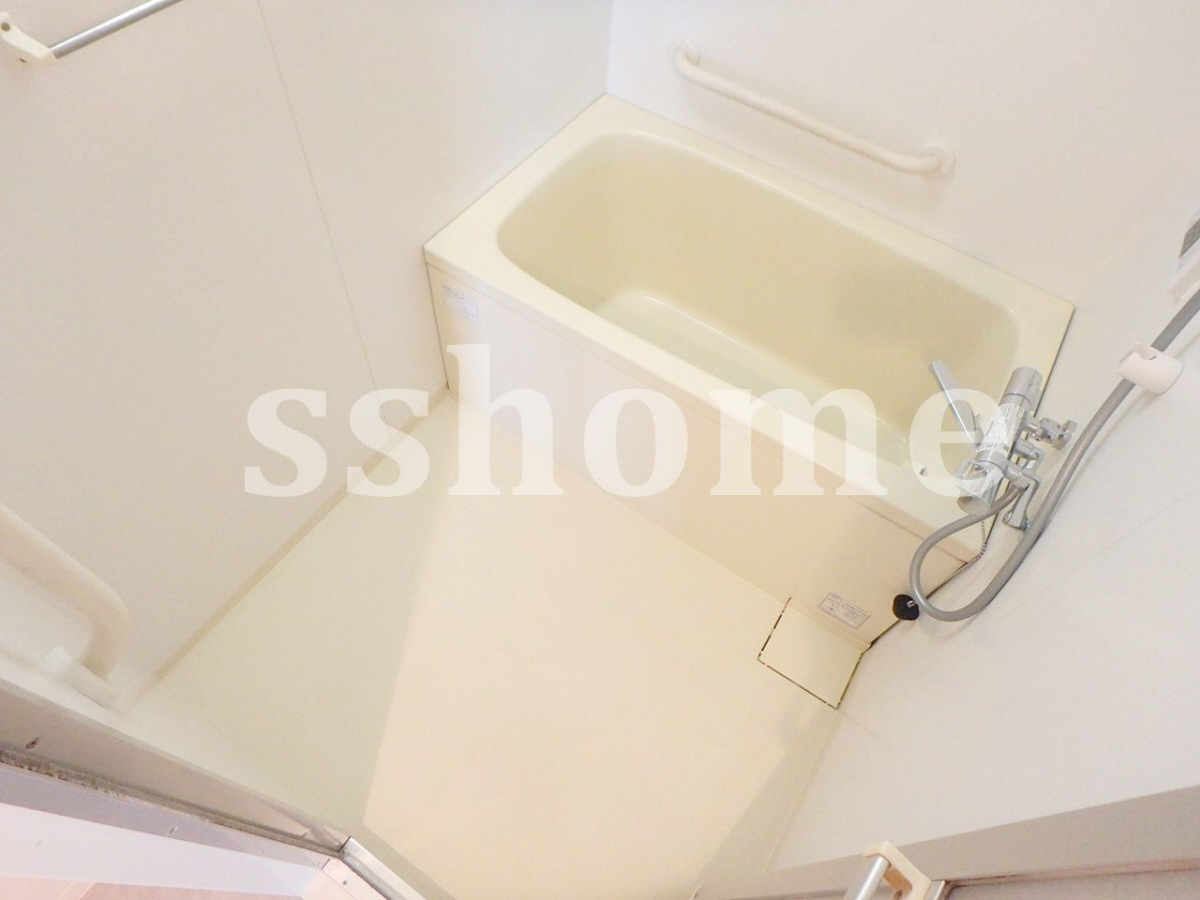 バス トイレ別で広く使えます☆ 写真9