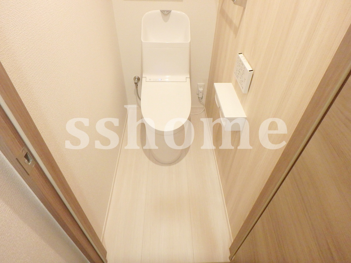 トイレ 温水洗浄便座 写真9