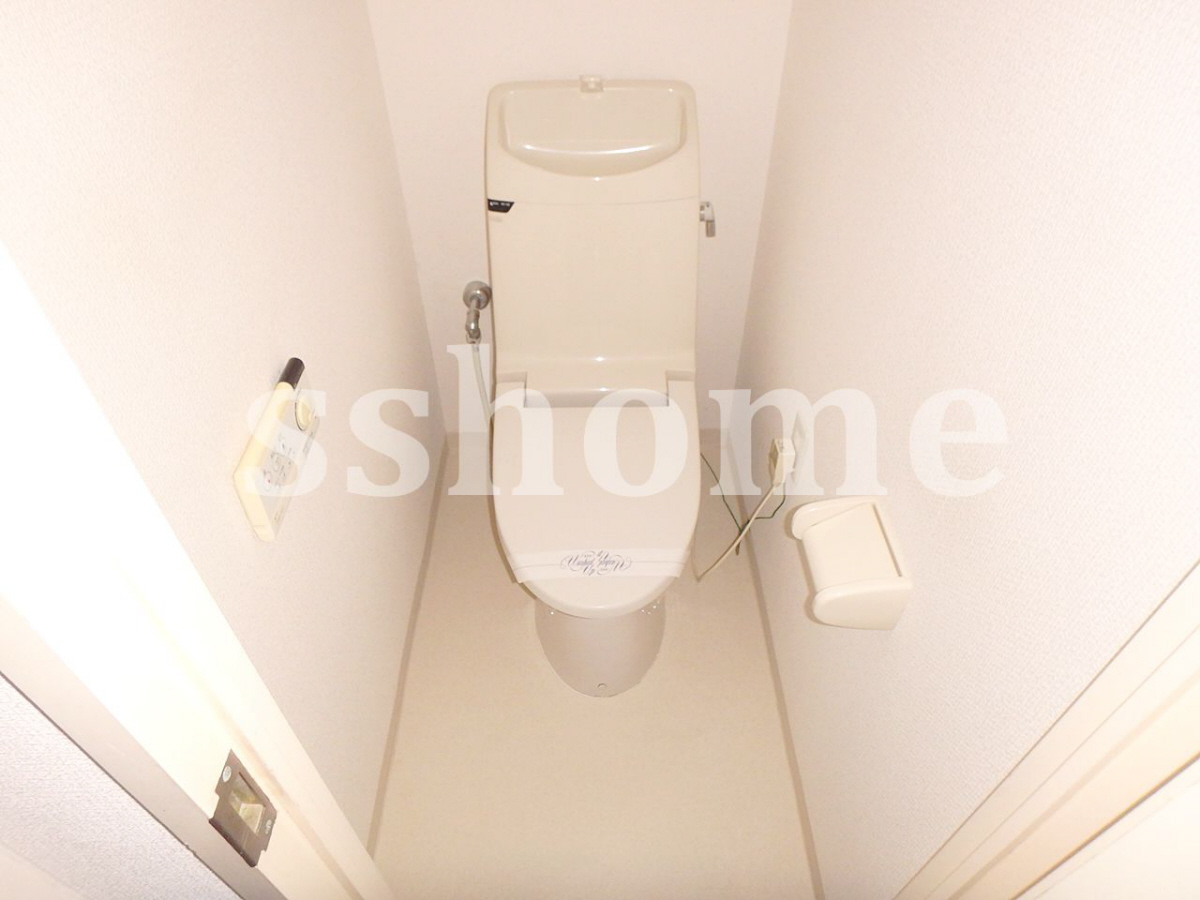 トイレ 温水洗浄便座 写真12