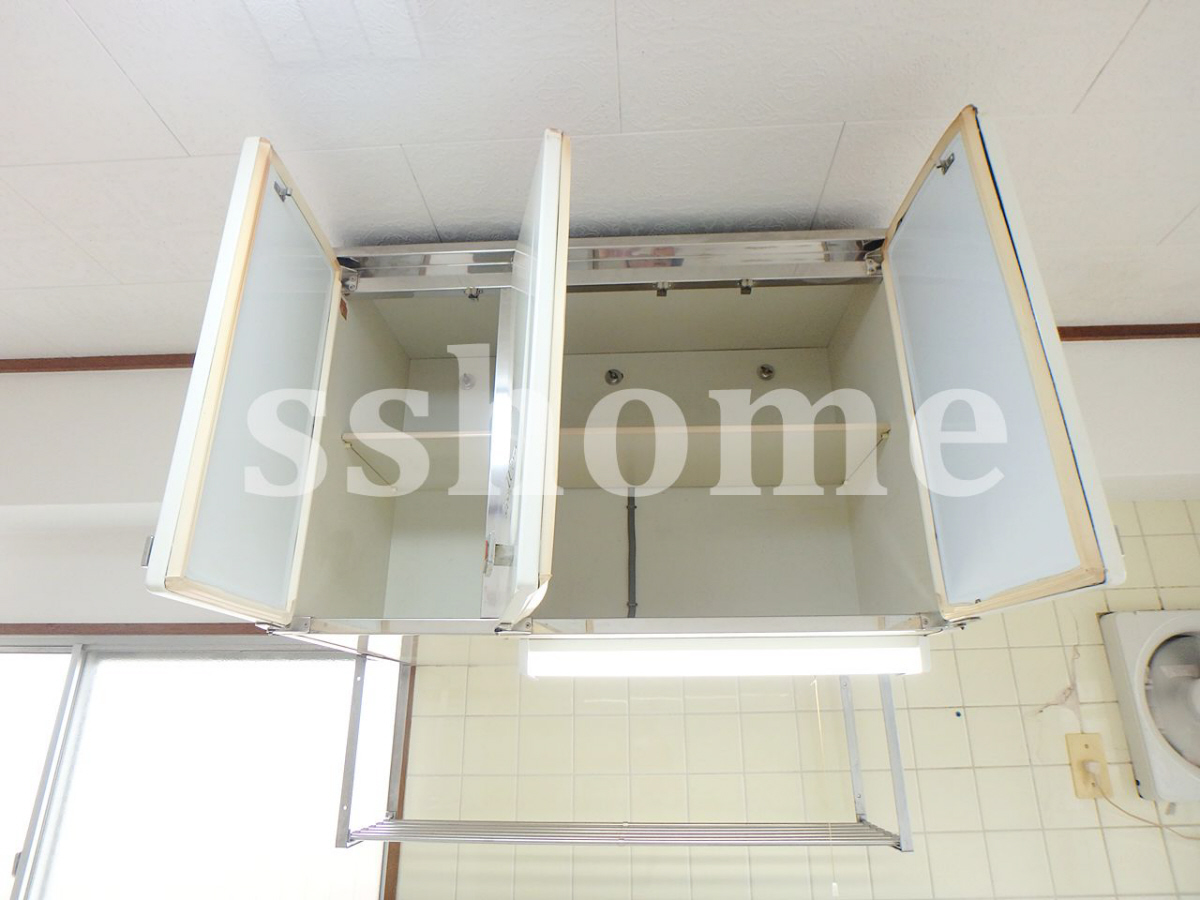 キッチン 吊戸棚 写真4