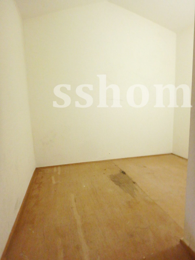 収納 屋根裏 写真14