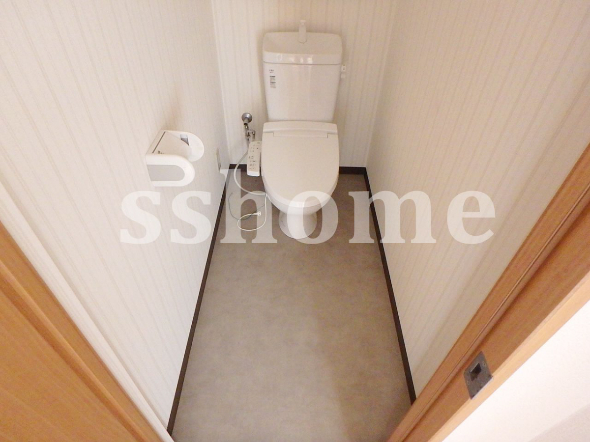 トイレ 温水洗浄便座(2階画像) 写真9