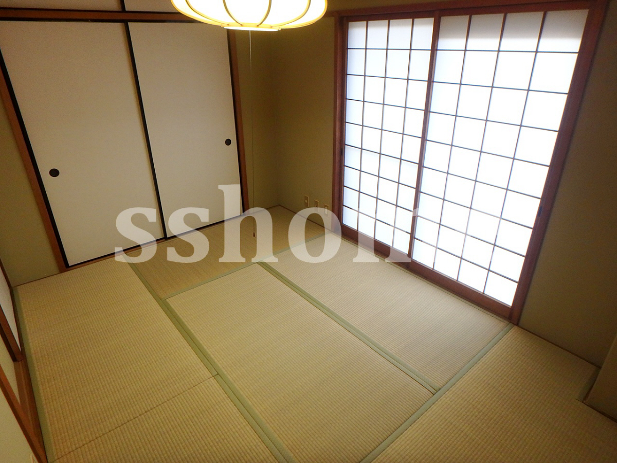 バルコニー横の和室☆ 写真28