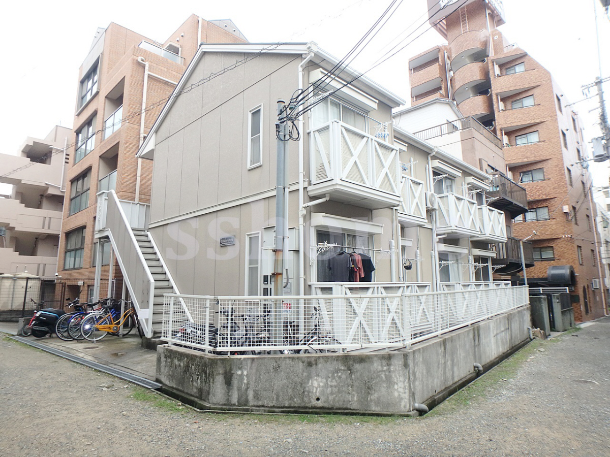 クァトルセゾン六甲道