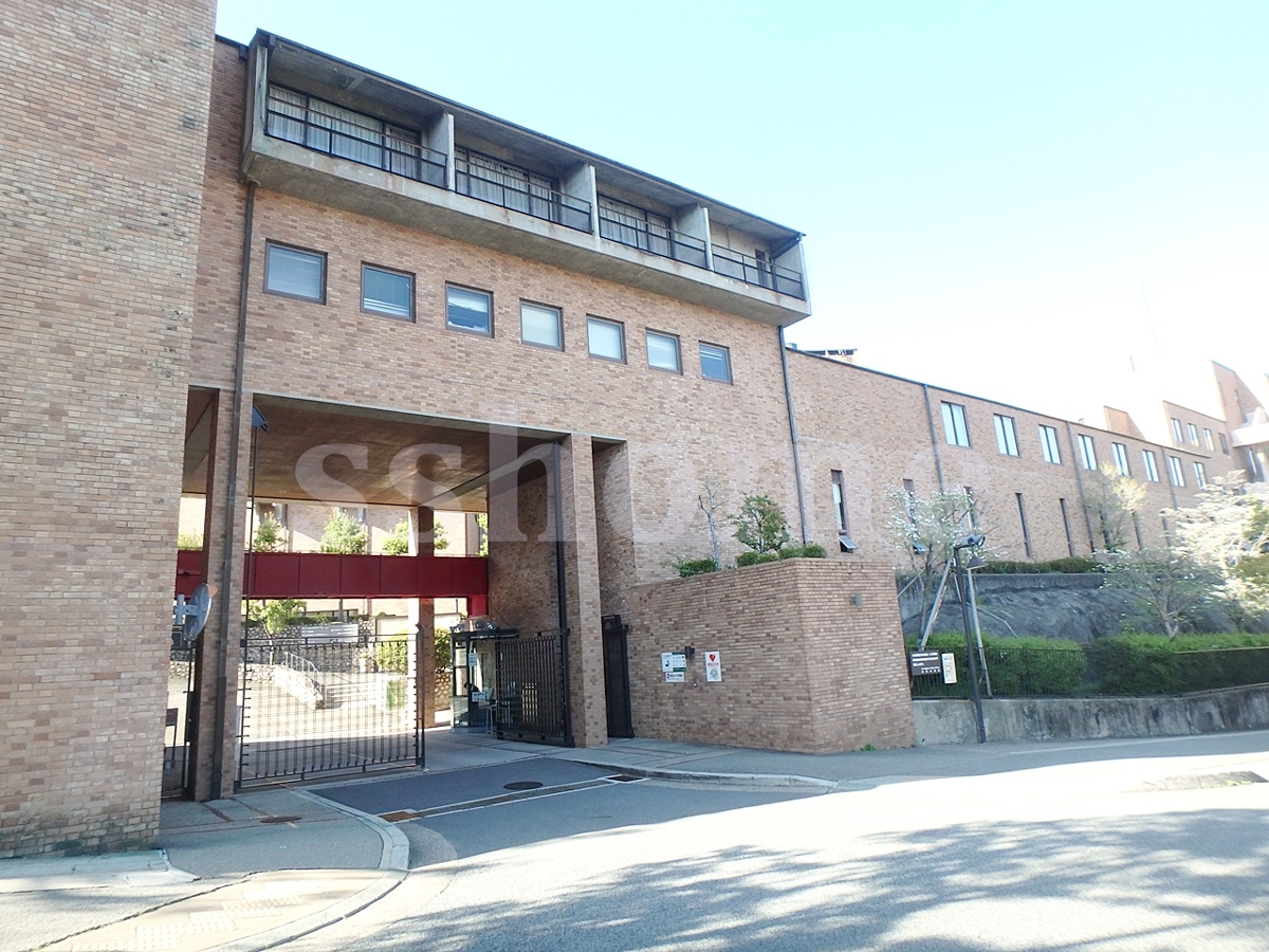 神戸松蔭大学まで3625m (徒歩46分) 写真24