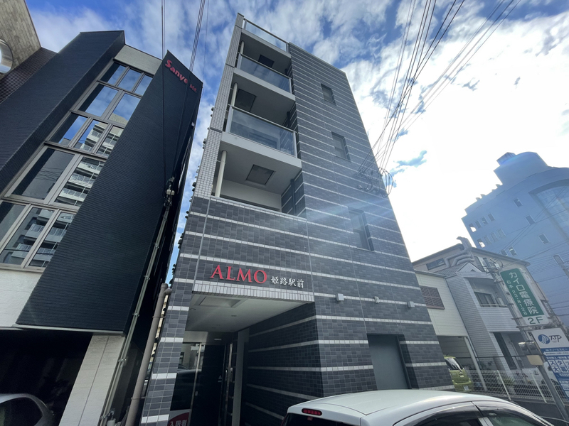 ALMO姫路駅前の物件外観写真