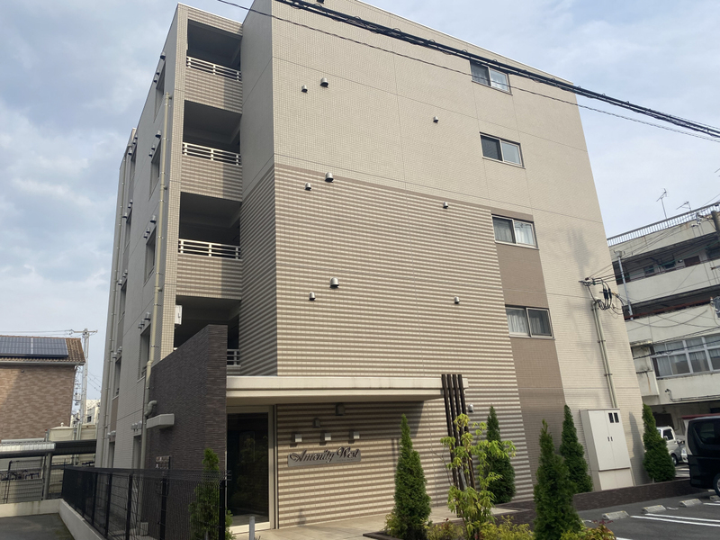 Amenity Westの物件外観写真