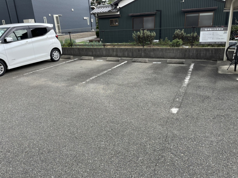 ラ・ヴィーダーⅡの物件外観写真