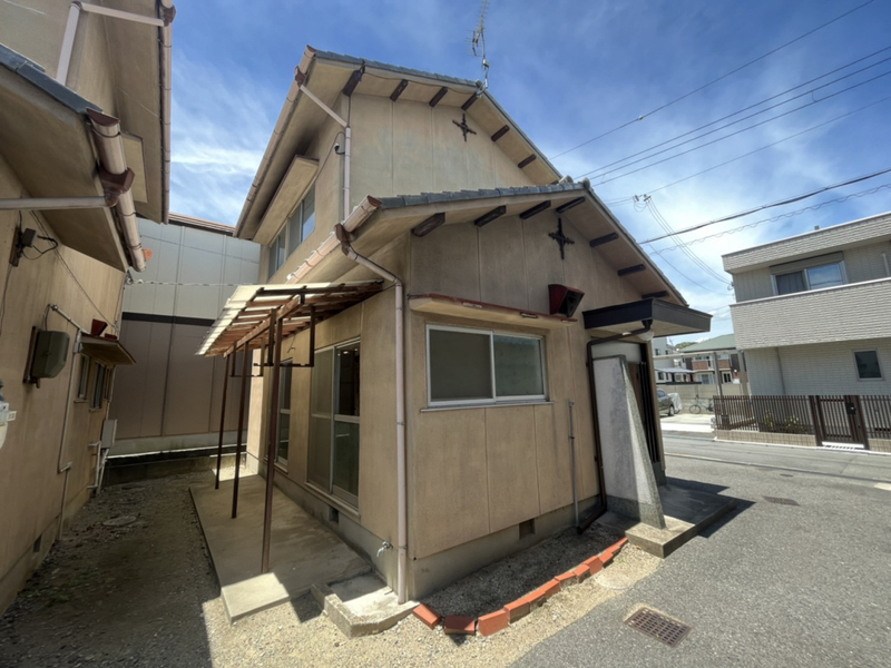 田寺8丁目貸家の物件外観写真