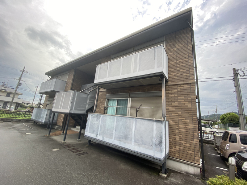 BIRDLANDたまで B棟の物件外観写真