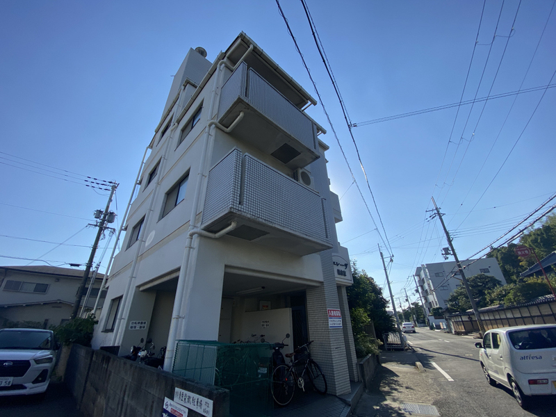 エレーヴ新在家の物件外観写真